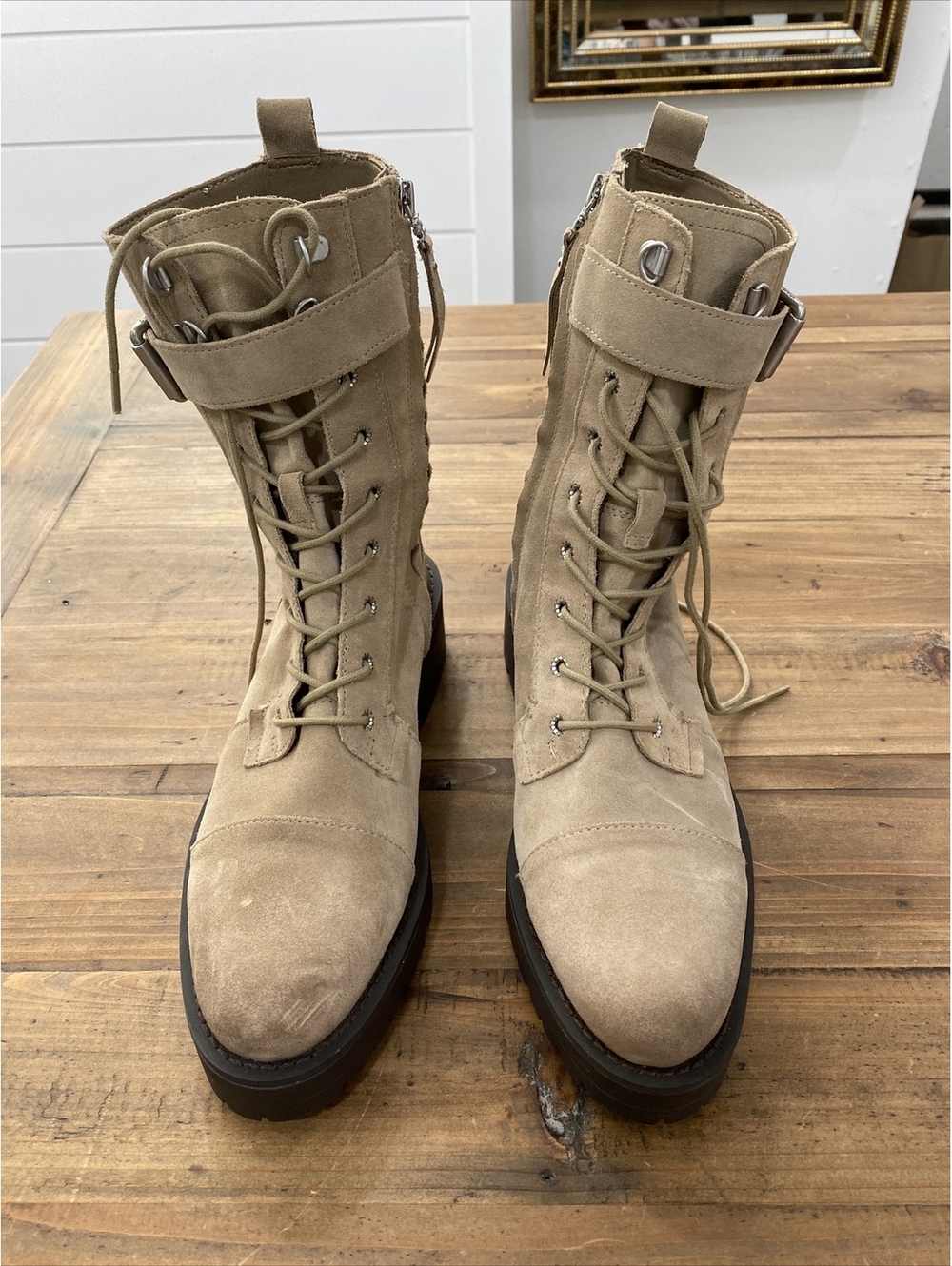 Sam Edelman Combat Boots Womens Size 9 Suede Lug Sole Lace Up